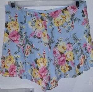 Boho Mid rise shorts